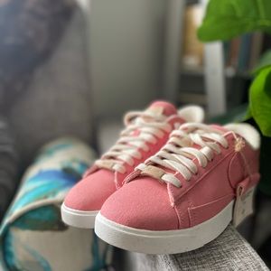Brand new Nike blazer sneakers